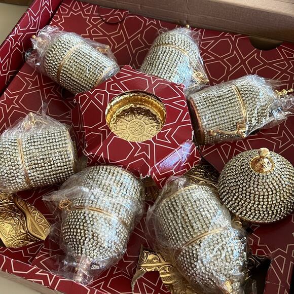 NWOT Rhinestone Adorned Set of 6 Fancy Coffee Cups with Saucers - Picture 4 of 11